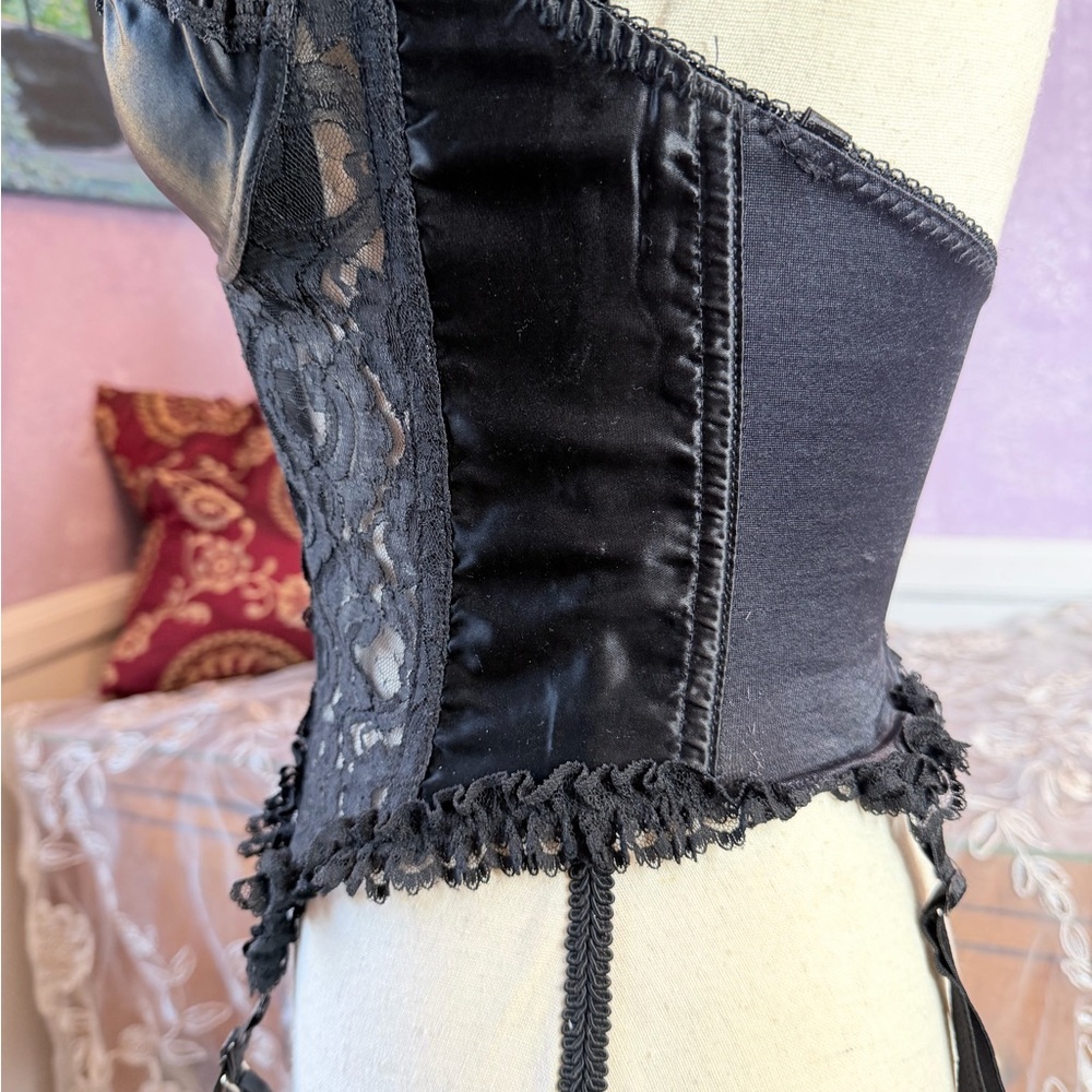 Frederick's of Hollywood 34C Black Lace Bustier - Picture 6 of 12